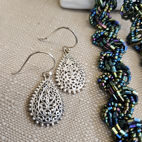 SET! 925 Teardrop Earrings, Braided Beaded Necklace, & Hematite Bracelet SET! - Picture 3 of 15